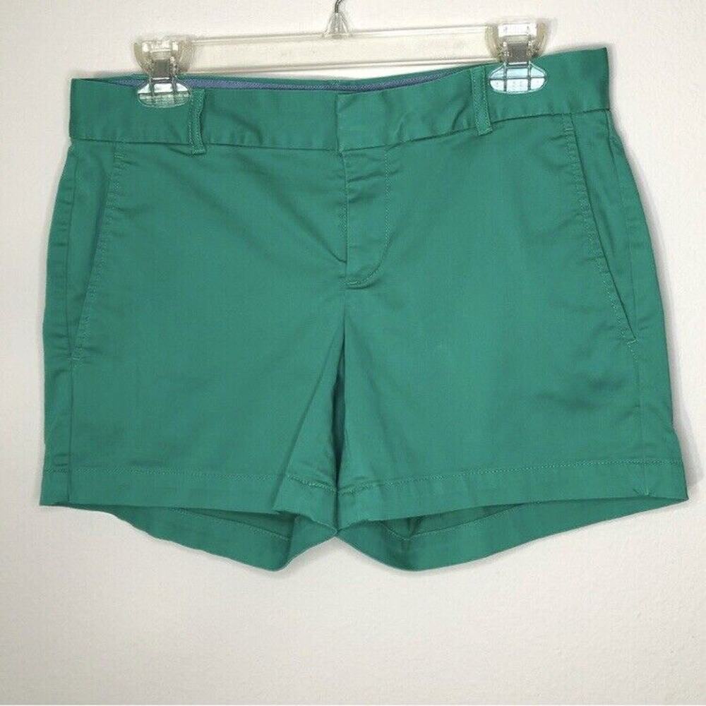Banana Republic Size 2 Green Stretch Shorts w Pockets Spring Summer Preppy Cute